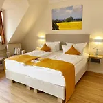 Ringhotel Hohe Wacht 4*