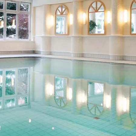 Ringhotel Hohe Wacht Otel 4*