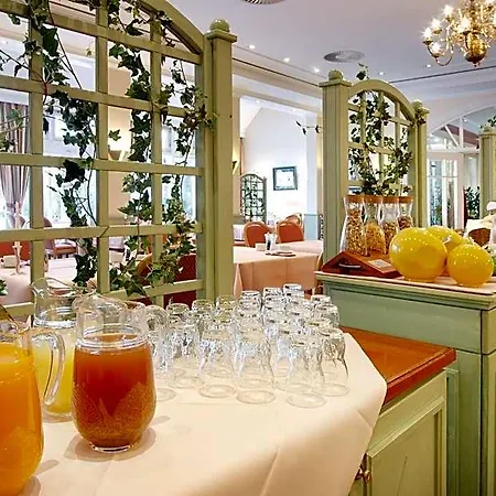 Otel Ringhotel Hohe Wacht 4*
