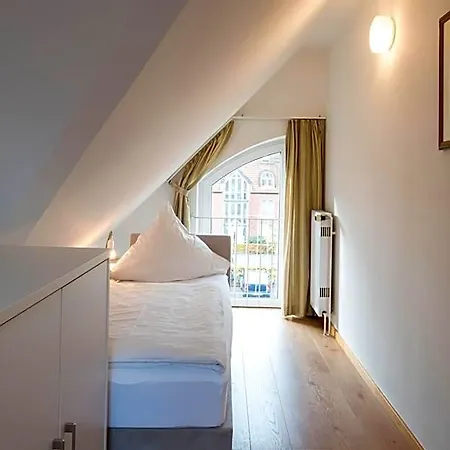 Ringhotel Hohe Wacht Otel