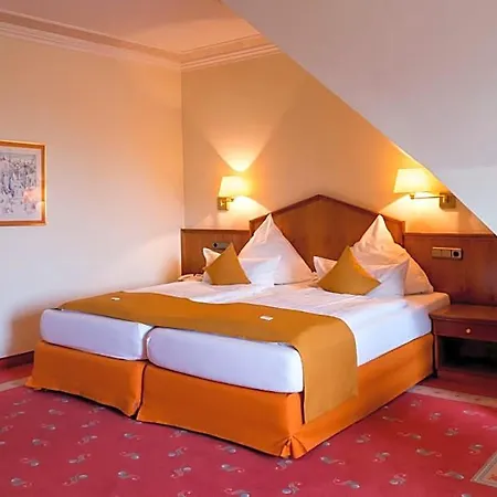 Ringhotel Hohe Wacht Otel
