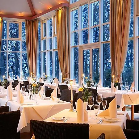 Ringhotel Hohe Wacht Otel 4*