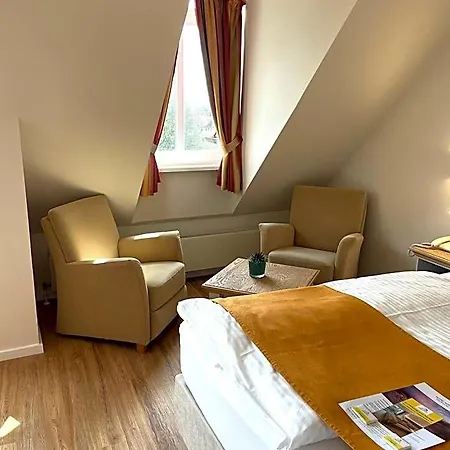 מלון Ringhotel Hohe Wacht 4*
