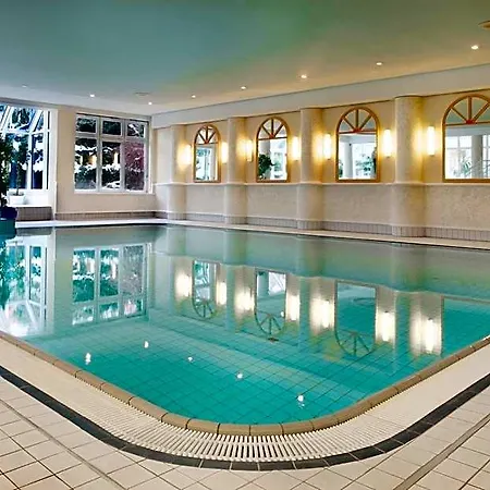 Ringhotel Hohe Wacht Otel 4*