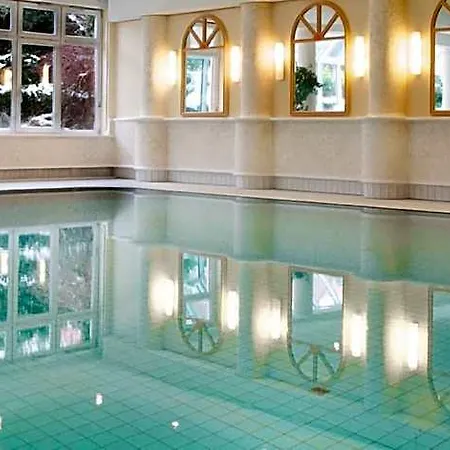 Ringhotel Hohe Wacht Otel