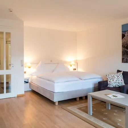 Otel Ringhotel Hohe Wacht