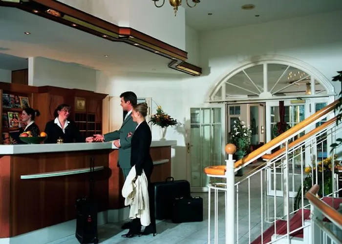Ringhotel Hohe Wacht 4*