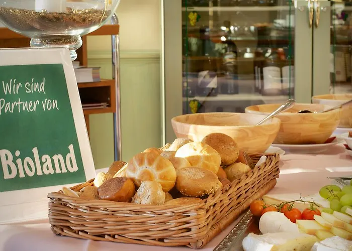 Ringhotel Hohe Wacht Hotel