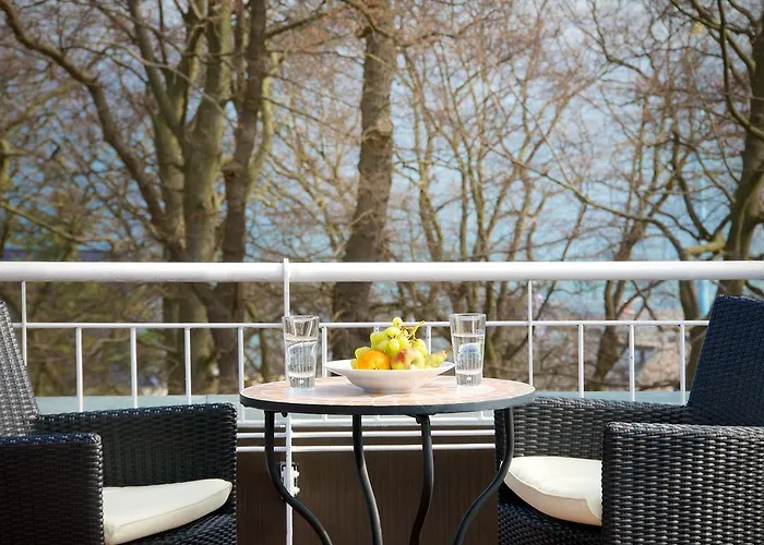 Ringhotel Hohe Wacht 4*